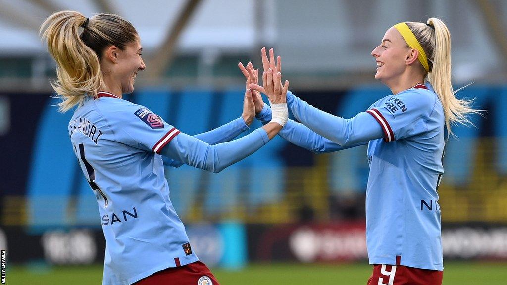 Laia Aleixandri of Manchester City celebrates with team-mate Chloe Kelly