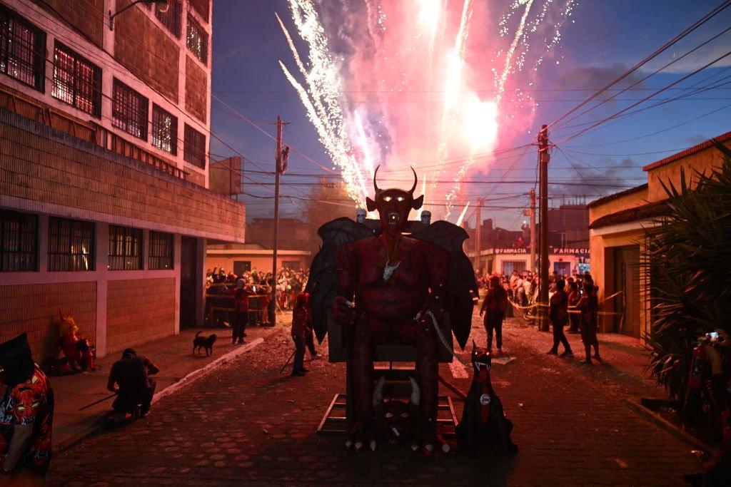 Week in pictures: 2-8 December 2023 - BBC News