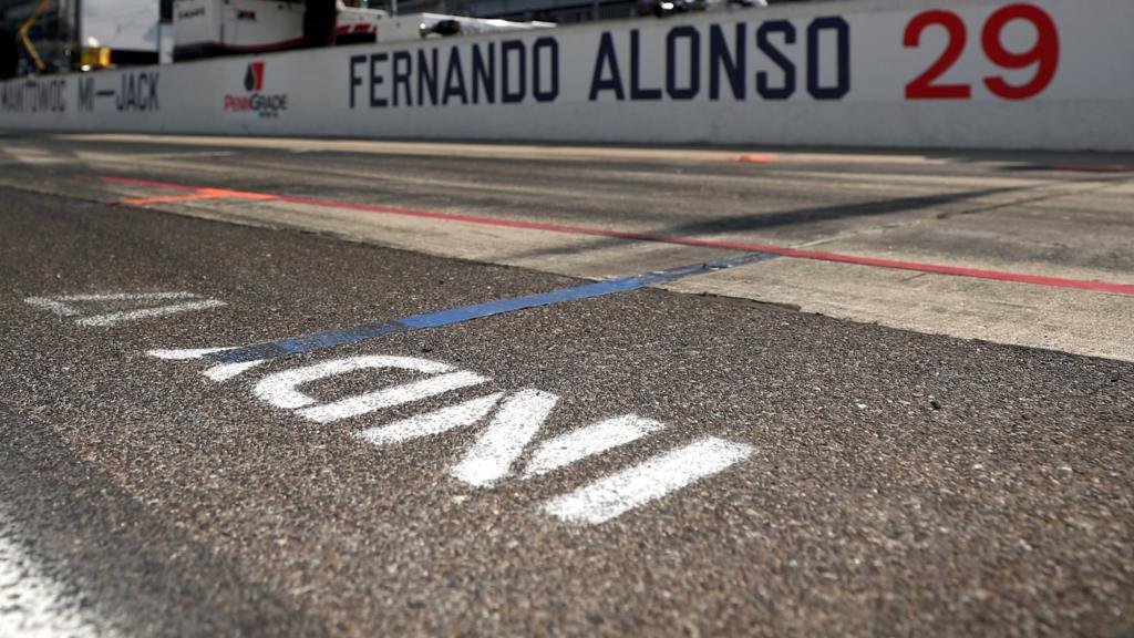 Alonso sign