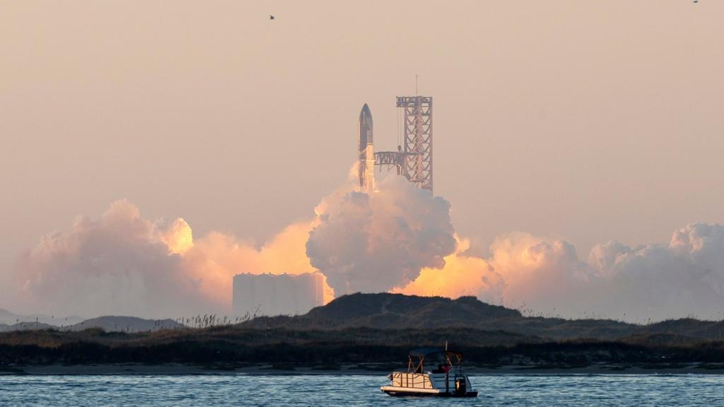 Space X launches mega rocket Starship at Starbase in Boca Chica, USA - 18 Nov 2023