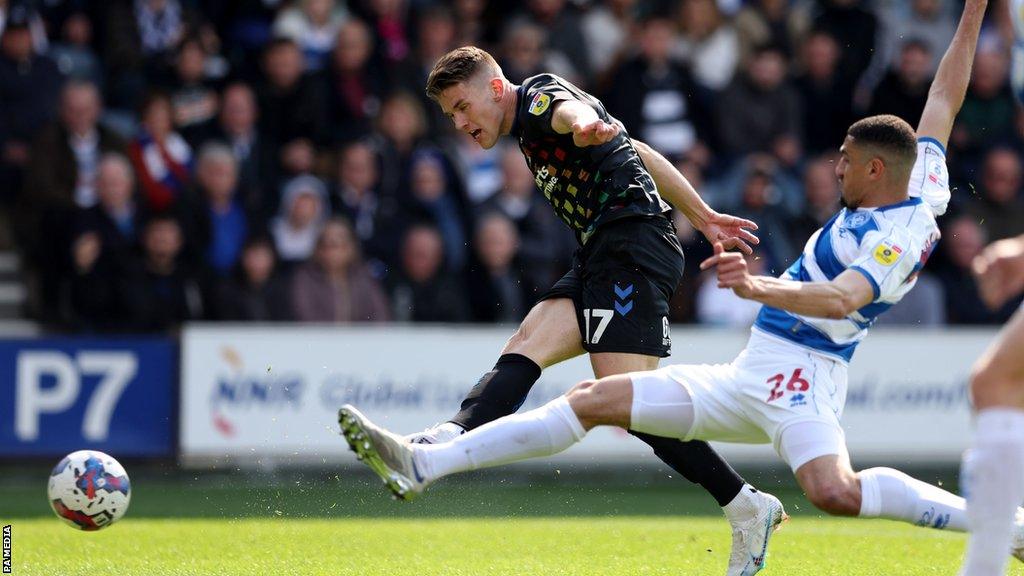 Viktor Gyokeres scores for Coventry City against QPR