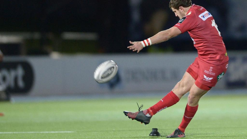 Dan Jones of Scarlets kicks