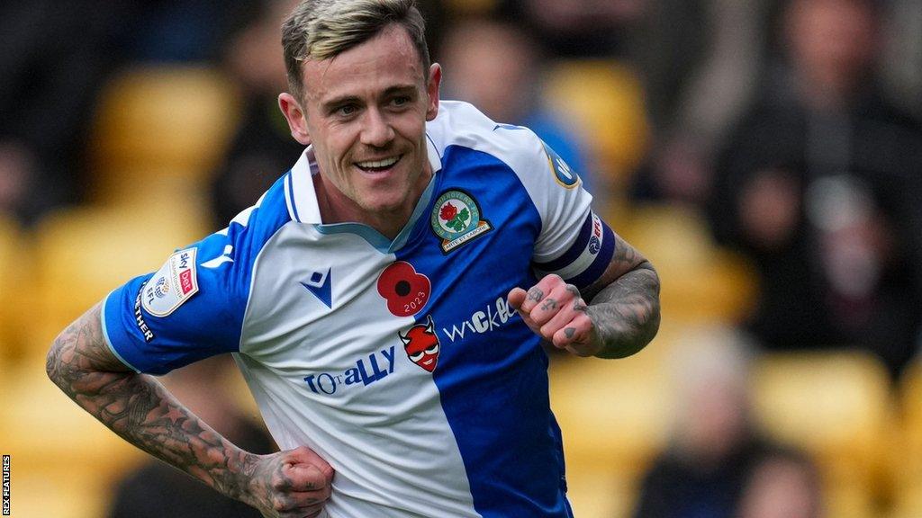 Sammie Szmodics celebrates scoring for Blackburn