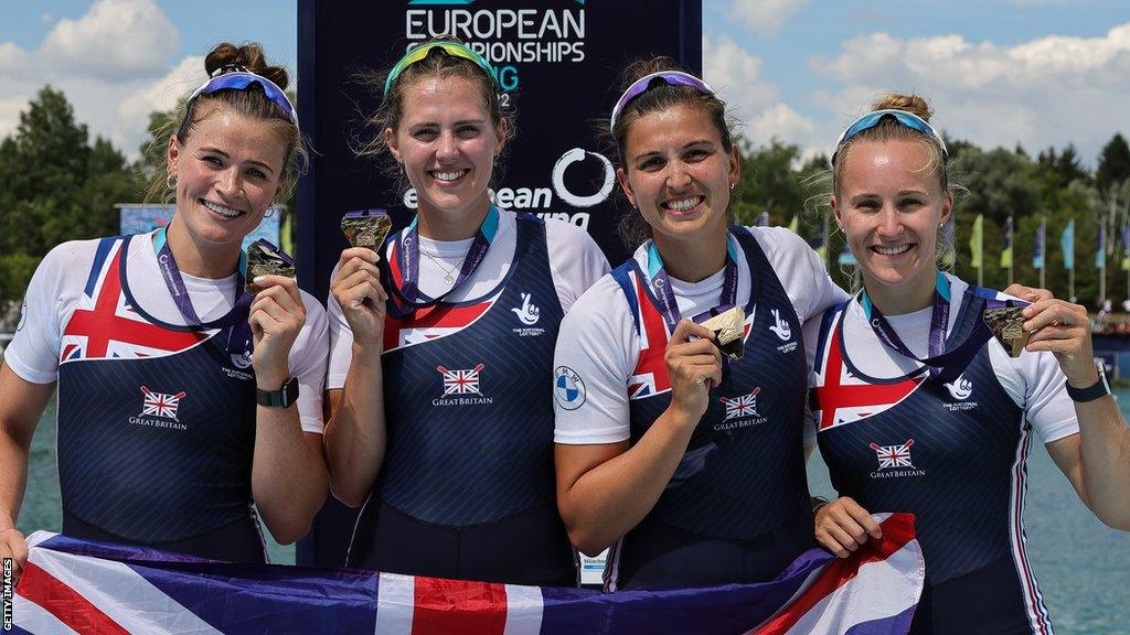 Rebecca Shorten and the GB team with their gold medals at last year's European Championships