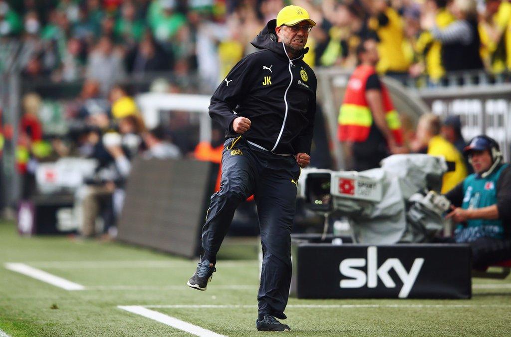 Picture of Jürgen Klopp celebrating at a game