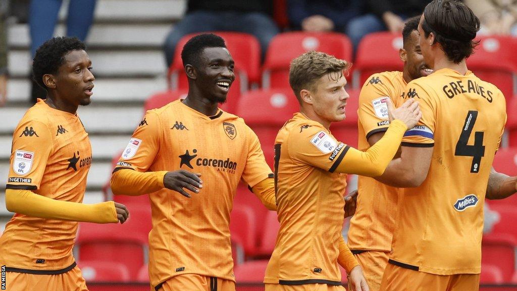 Hull celebrate their third straight away league win