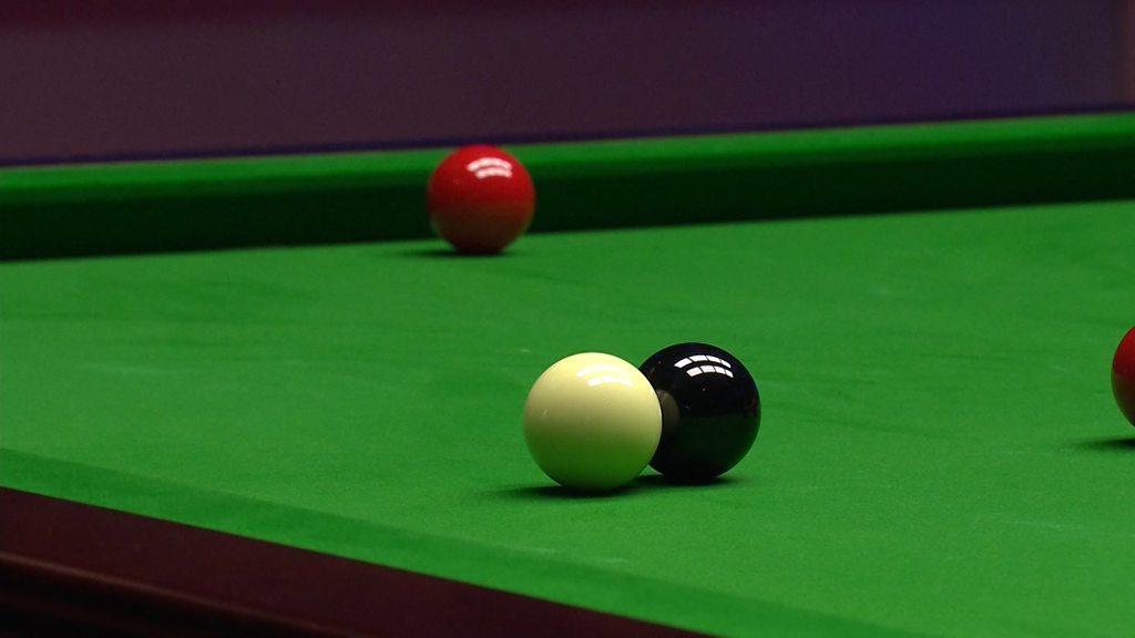 Mark Selby's black ball shot