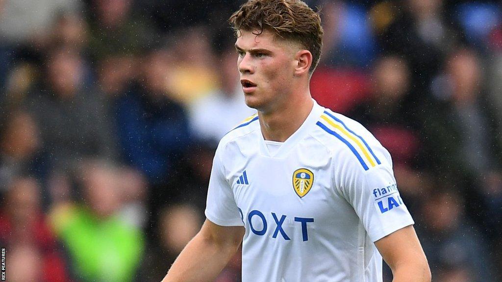 Charlie Cresswell in action for Leeds United