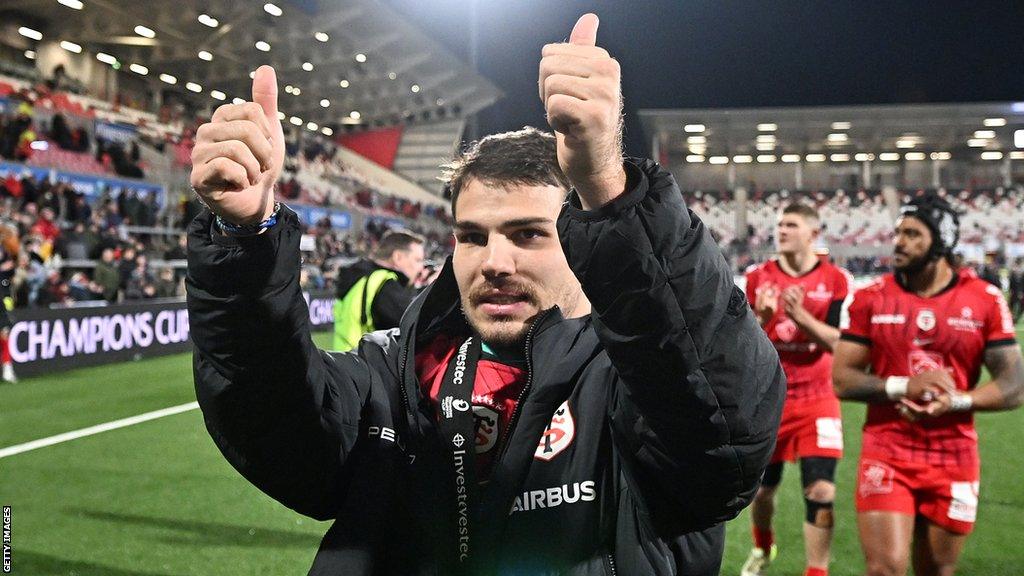 Dupont signals to the crowd after Toulouse's win over Ulster