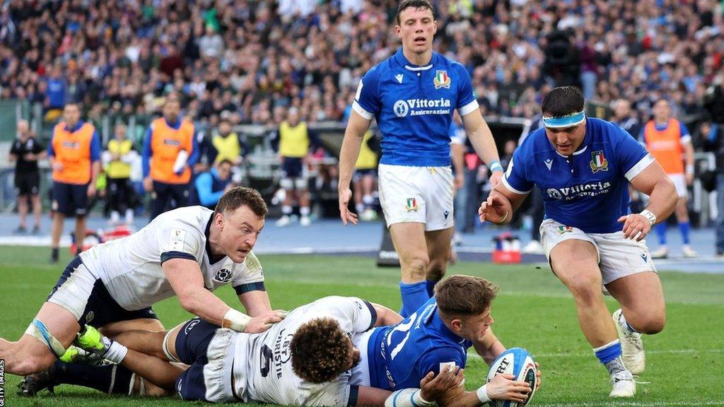 Italy's Stephen Varney scored what the winning try against Scotland