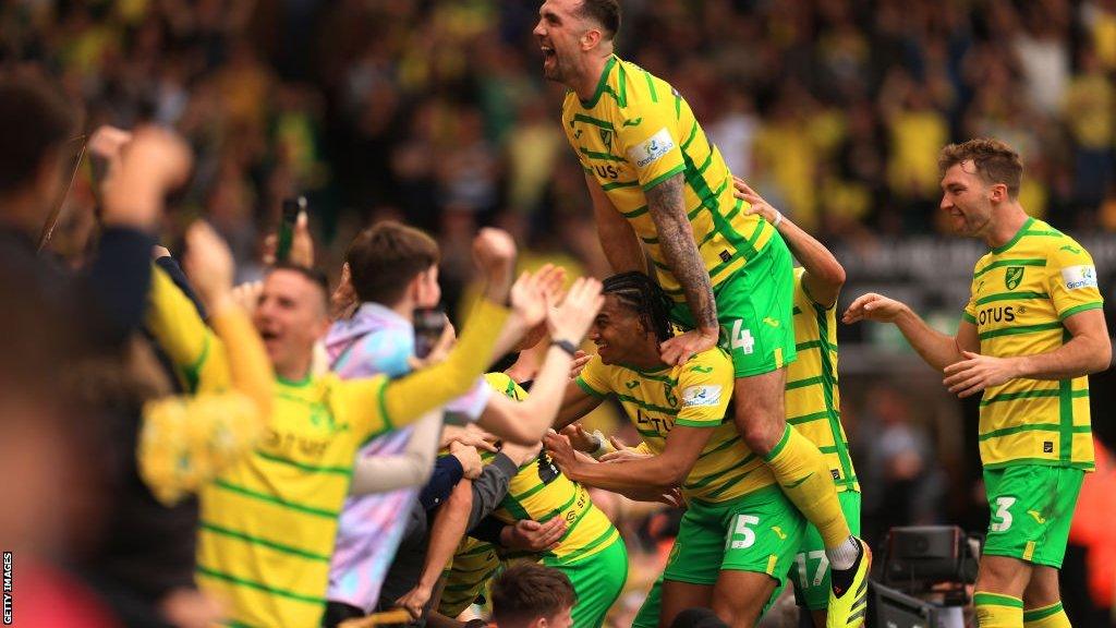 Norwich layers celebrate