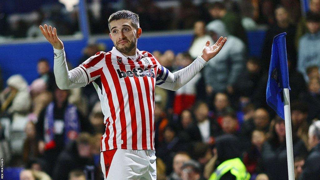 Lynden Gooch celebrates his second goal in three games