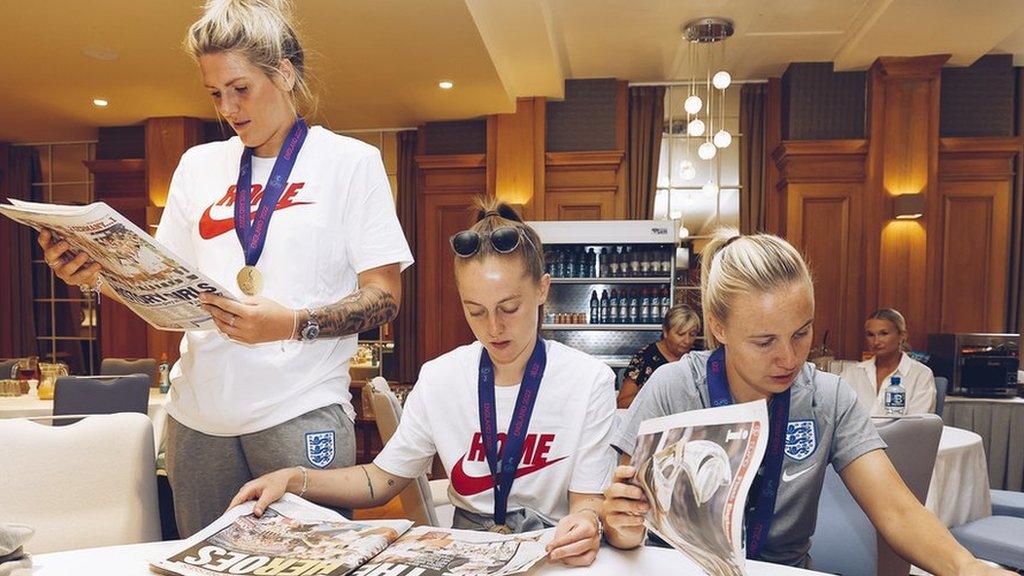 The players read the backpages the morning after they win Euro 2022