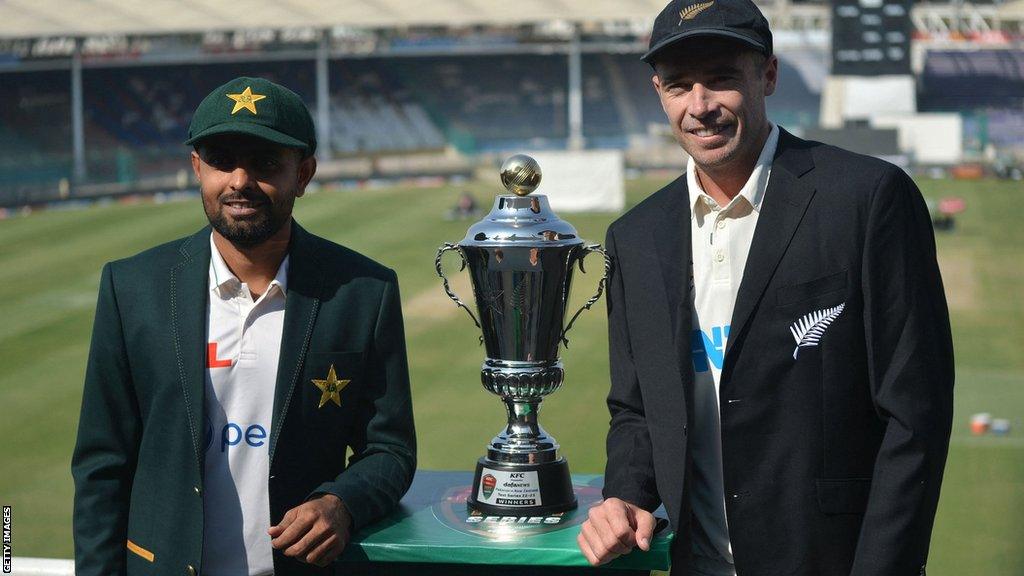 Pakistan captain Babar Azam and New Zealand skipper Tim Southee with the Test series trophy