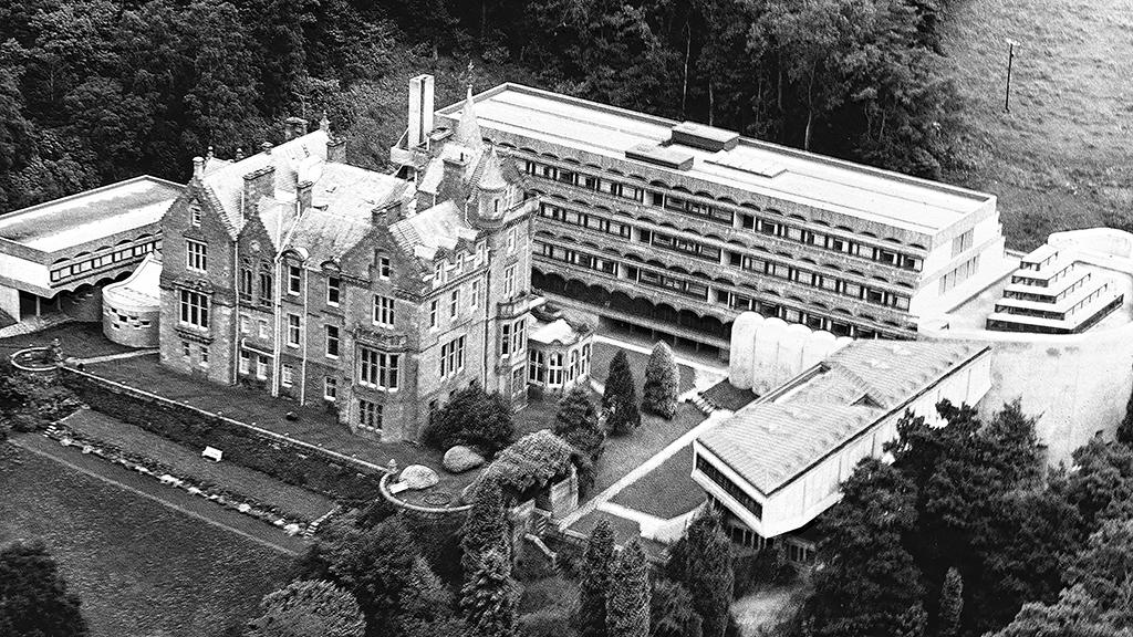 The modernist extension to St Peter's College, with Kilmahew House alongside