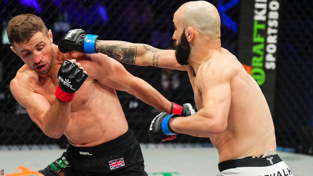 Brendan Loughnane evades a punch from Pedro Carvalho