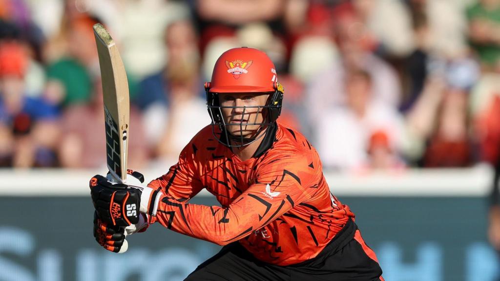 Sunrisers claim second spot and eliminate Phoenix