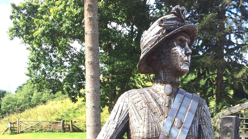 Statue of Emily Wilding Davison