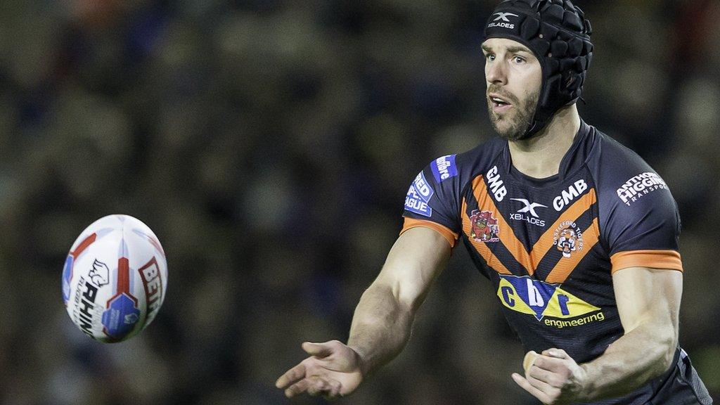 Luke Gale in action for Castleford