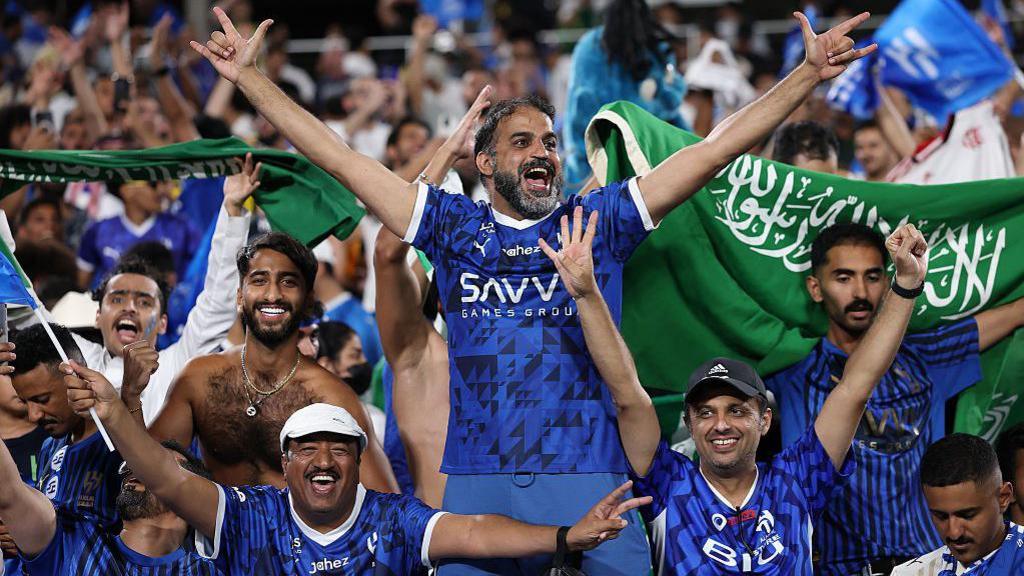 Al-Hilal fans celebrate