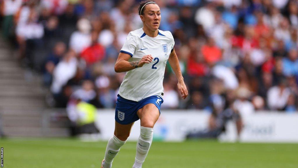 Lucy Bronze