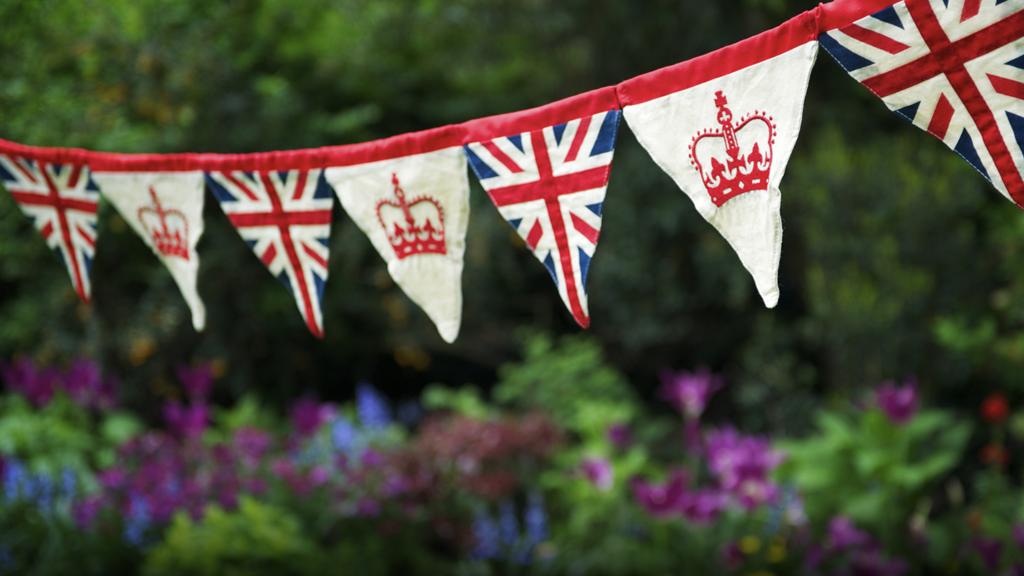 Jubilee bunting