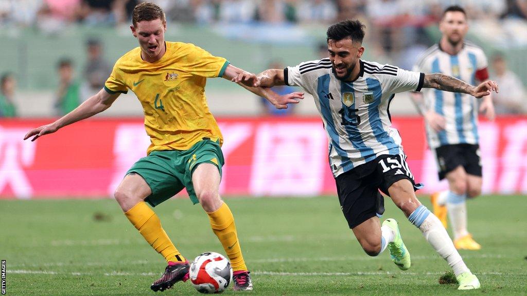 Kye Rowles playing for Australia against Argentina