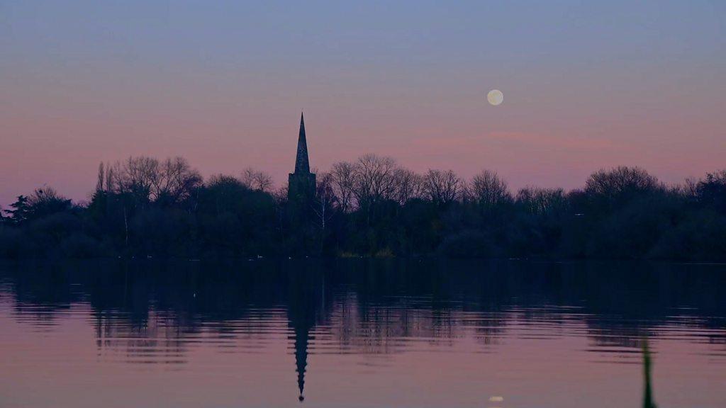 Attenborough Wolf Moon timelapse