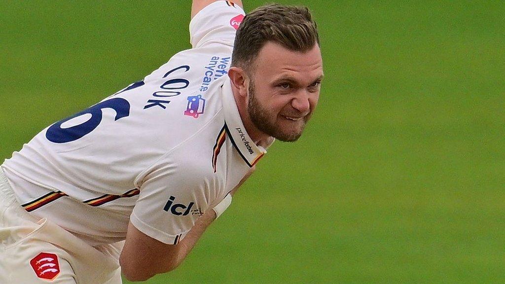 Sam Cook bowling for Essex