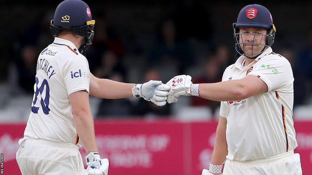 Matt Critchley and Adam Rossington shared a century partnership