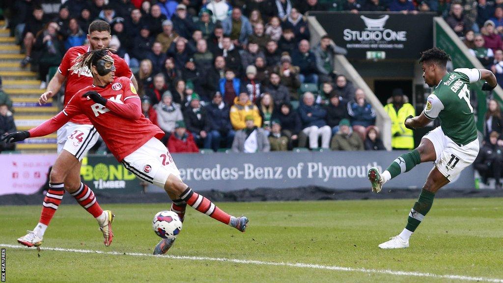 Niall Ennis scores