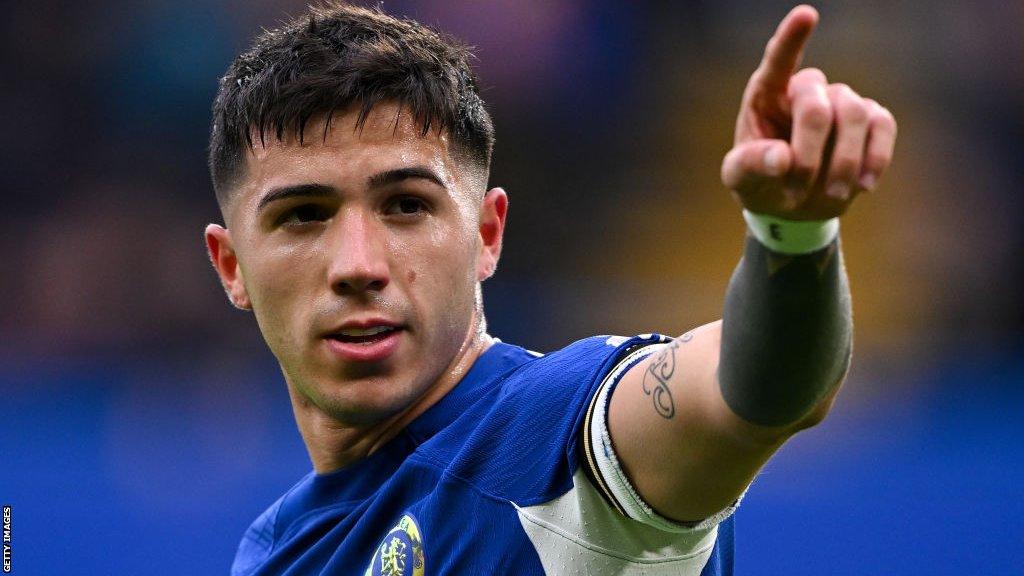 Chelsea's Enzo Fernandez points while on the pitch