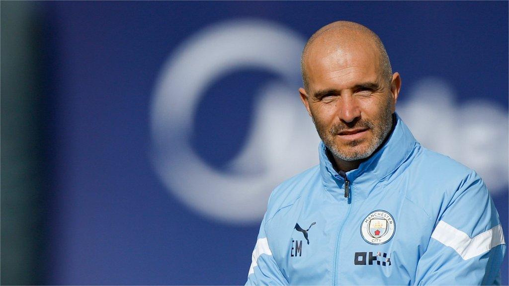 Enzo Maresca at Manchester City training