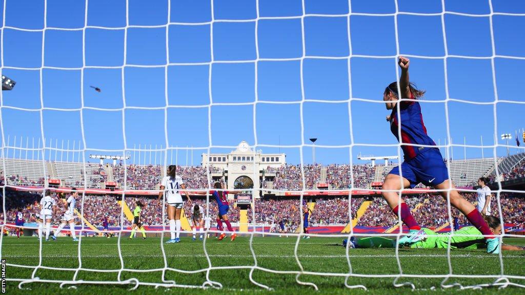 Aitana Bonmati scores a goal for Barcelona