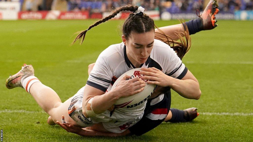 Leah Burke goes over for one of her tries