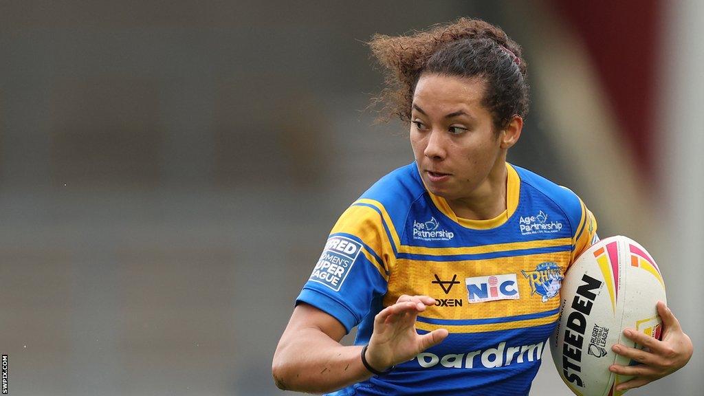 Tara Moxon in action for Leeds Rhinos