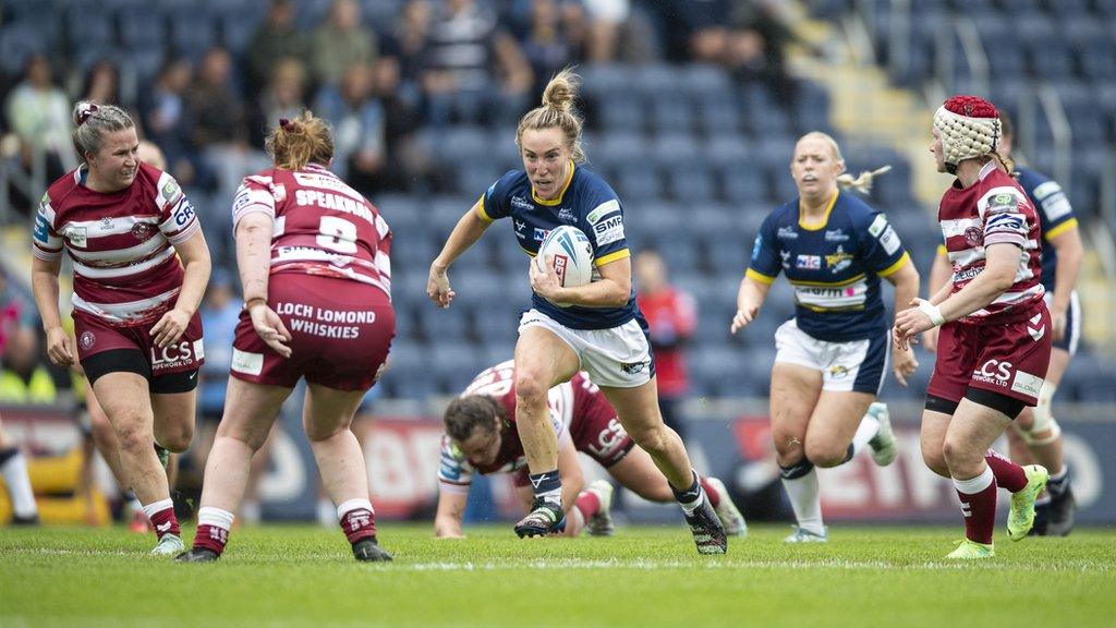 Bethan Dainton playing for Leeds Rhinos