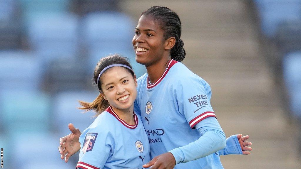 Manchester City players Khadija Shaw and Yui Hasegawa