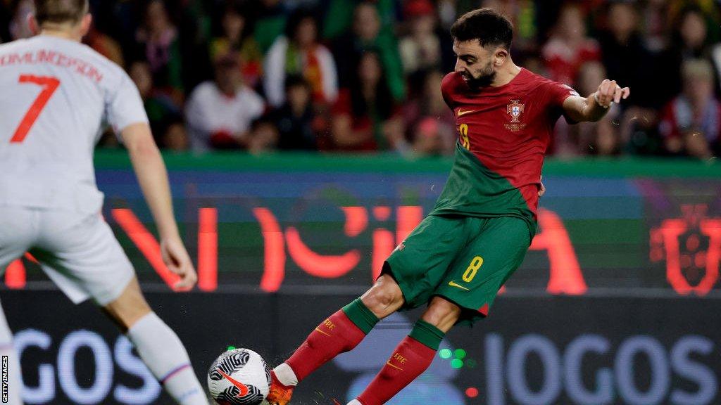 Bruno Fernandes scores for Portugal against Iceland in Euro 2024 qualifying