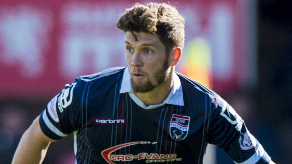 Stewart Murdoch in action for Ross County