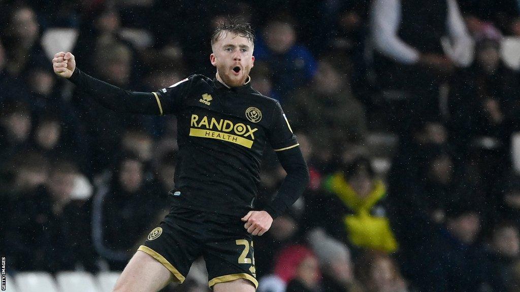 Tommy Doyle scored from a free-kick to give Sheffield United the lead against Sunderland at the Stadium of Light