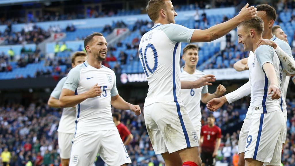 Jamie Vardy celebrates