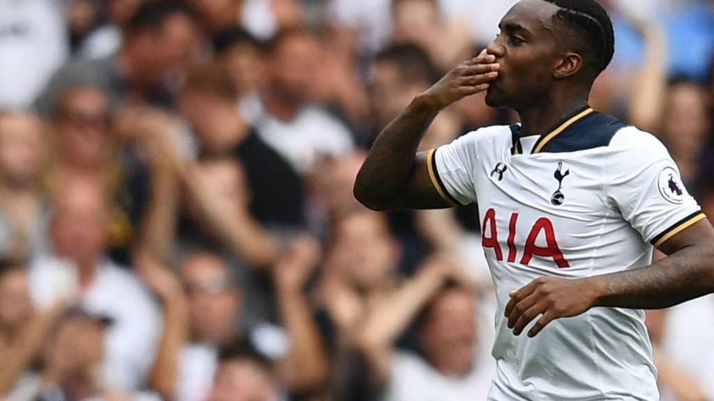 Danny Rose celebrates