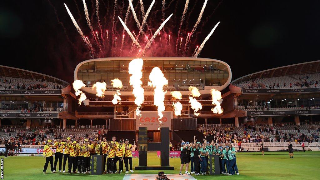 Trent Rockets men (L) and Oval Invincibles women (R) celebrate winning The Hundred at Lord's in 2022