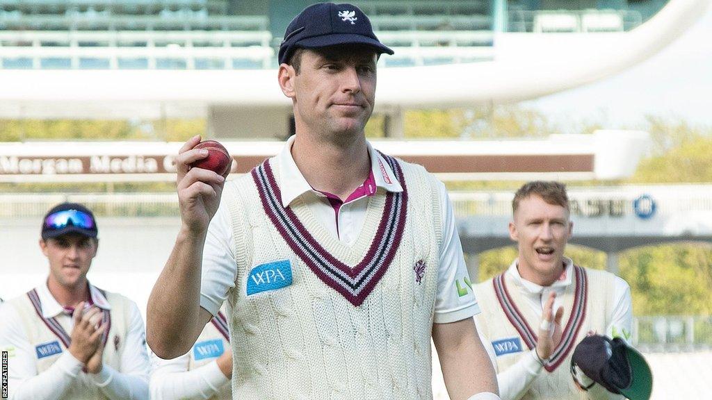 Somerset's Matt Henry took five wickets in Middlesex's first innings