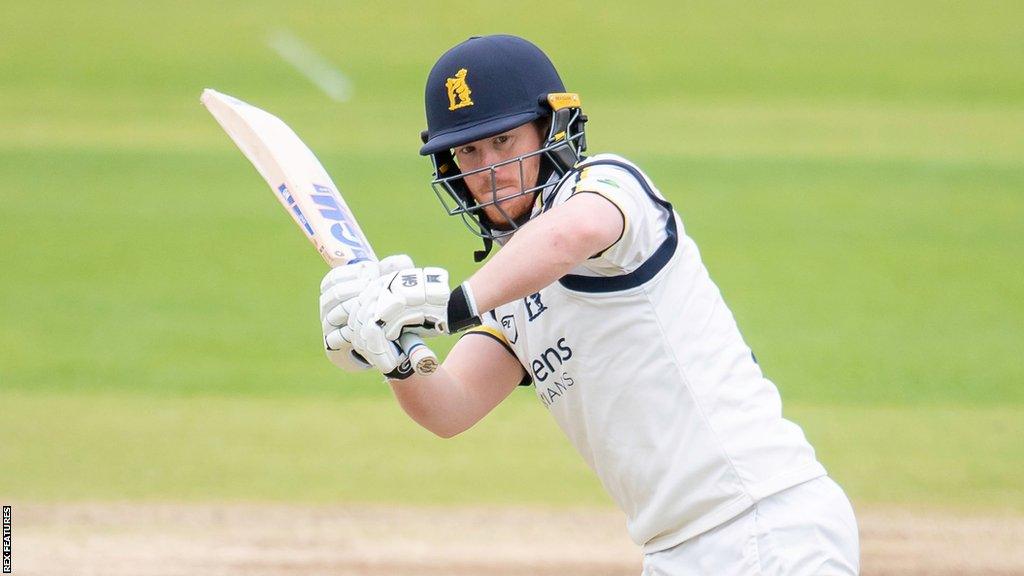 Alex Davies batting for Warwickshire