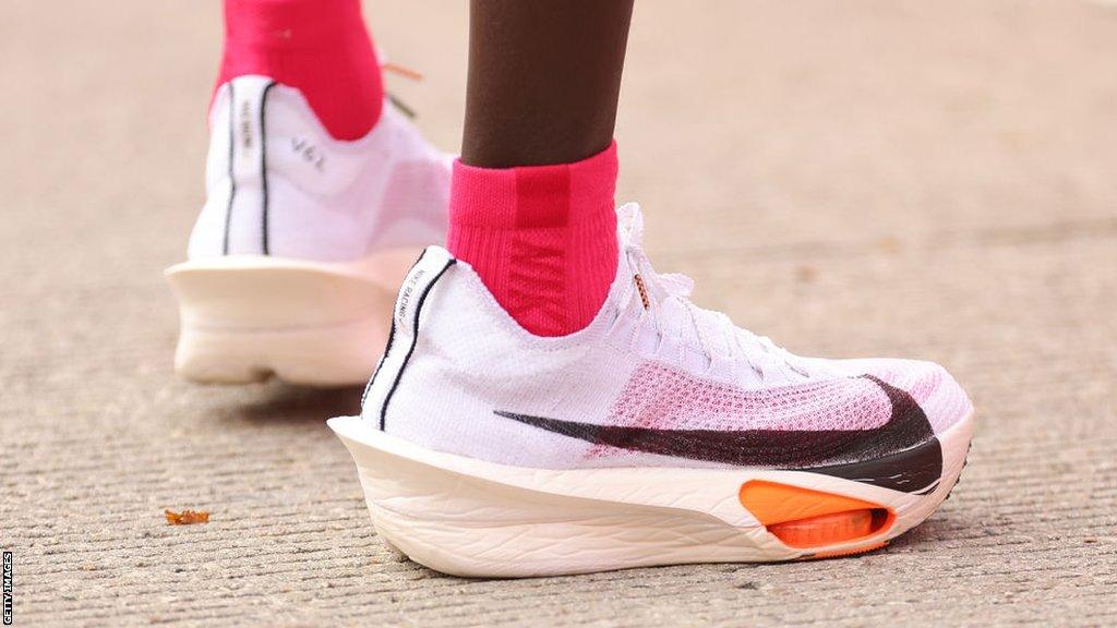 Kelvin Kiptum of Kenya's shoes at the Chicago marathon