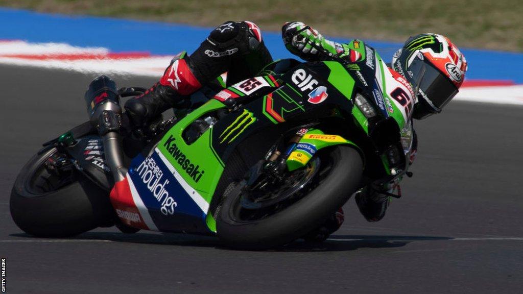 Jonathan Rea aboard his Kawasaki Superbike