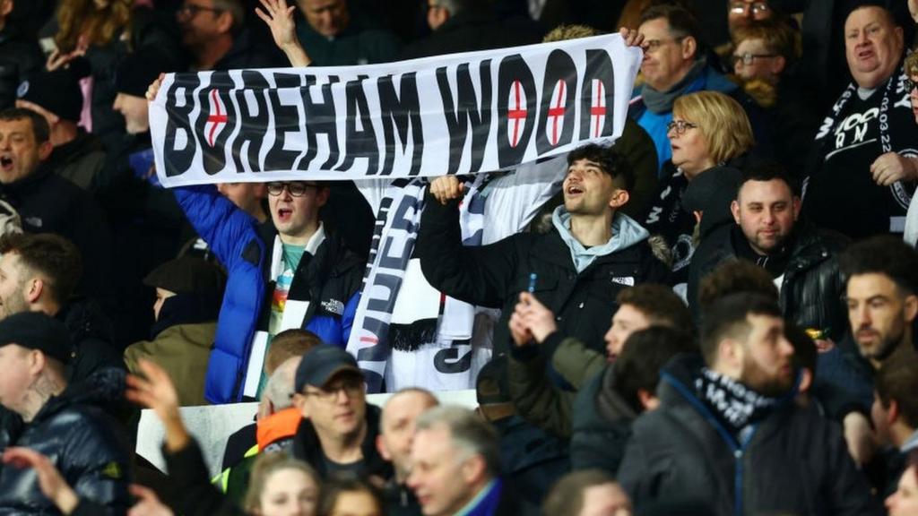 Boreham Wood fans