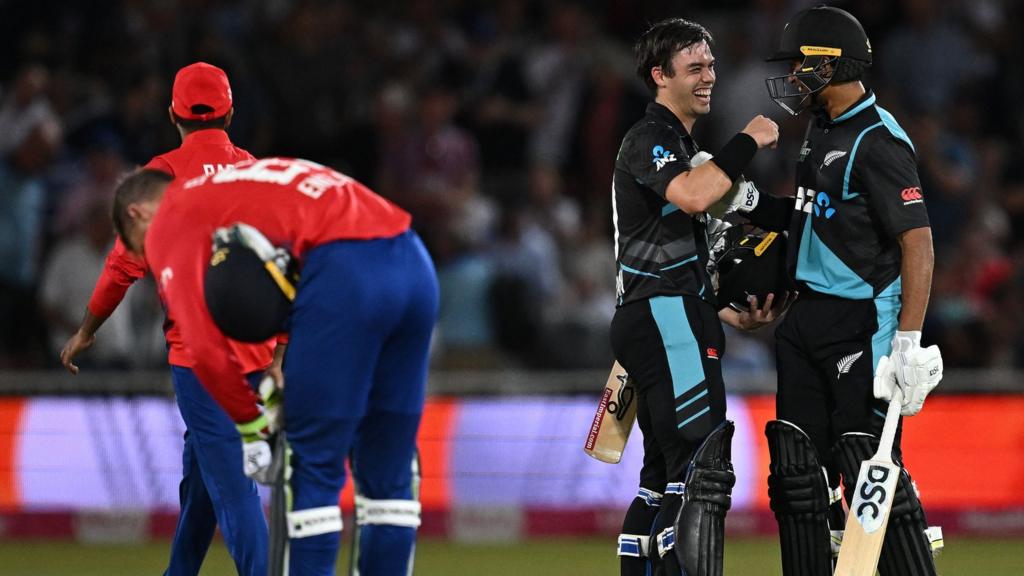 NZ celebrate beating England